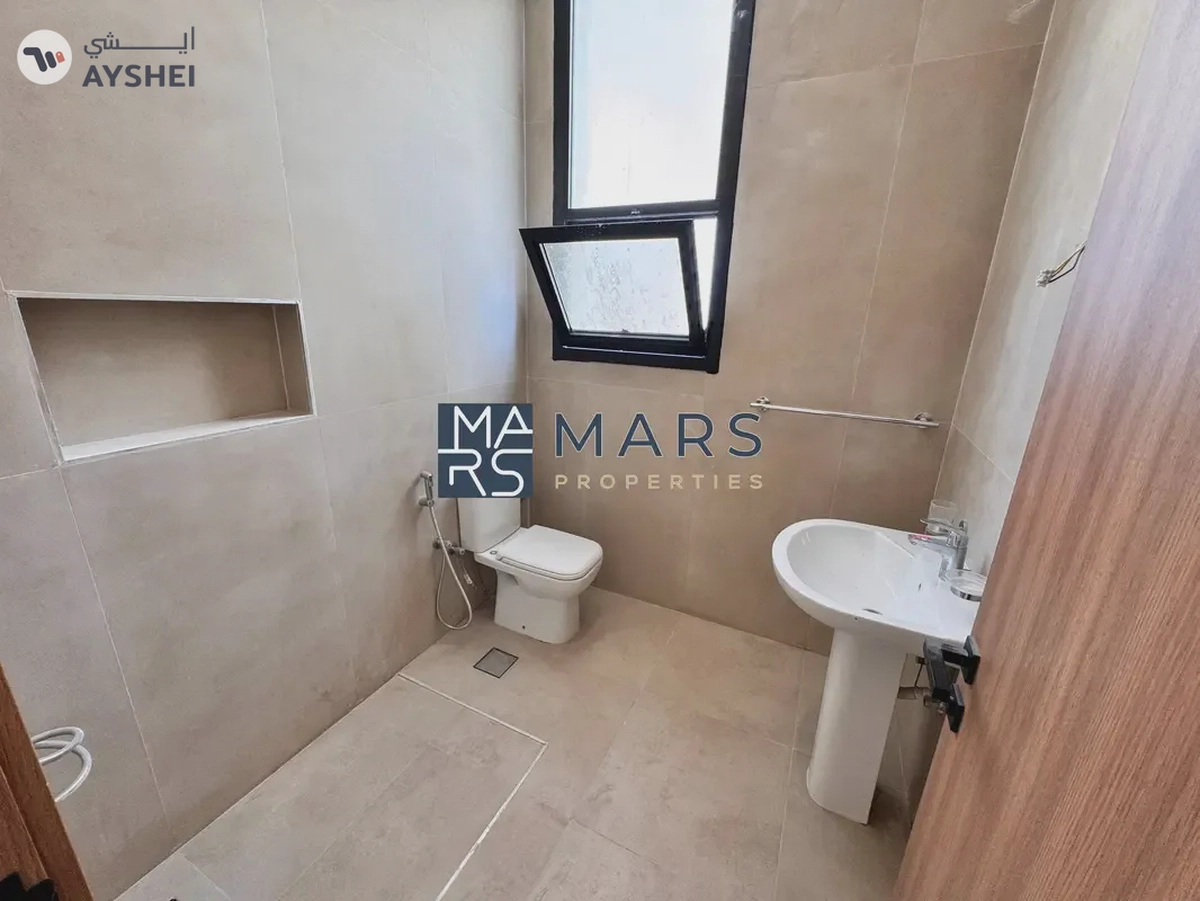 Spacious, Luxury, Brand New 4 Bedroom Stand Alone Villa with Close Kitchen-1-1