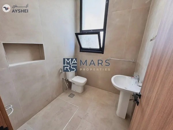 Spacious, Luxury, Brand New 4 Bedroom Stand Alone Villa with Close Kitchen
