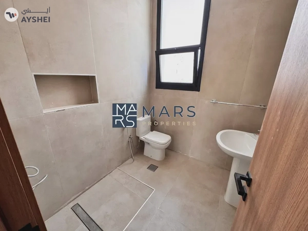 Spacious, Luxury, Brand New 4 Bedroom Stand Alone Villa with Close Kitchen