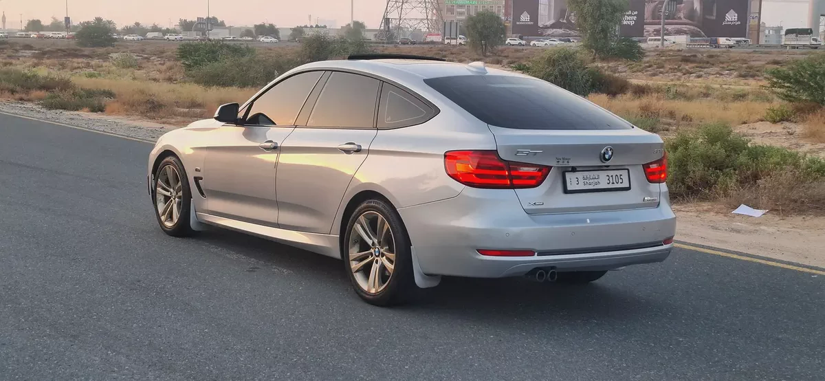2016 BMW 3-Series 328i Luxury Line - American Specs-4-4