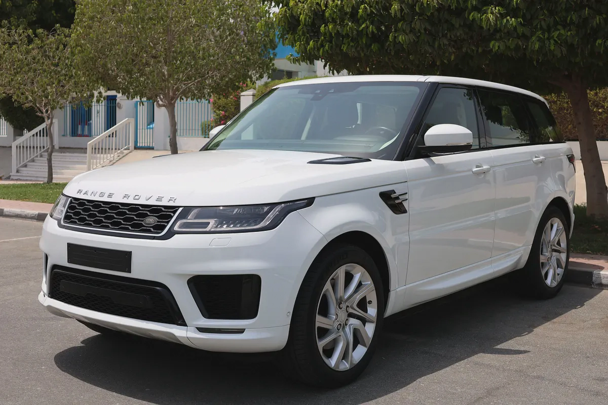 Land Rover Range Rover Sport HSE 2019 -117000km -GCC Specs-4-4