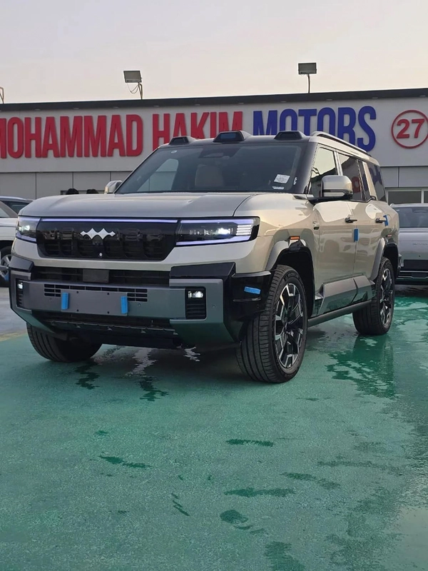 BYD Leopard 8 Smart and Brave Flagship Edition (7 Seats)