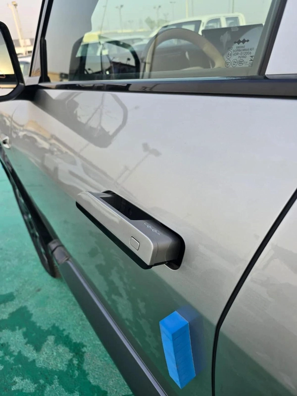 BYD Leopard 8 Smart and Brave Flagship Edition (7 Seats)