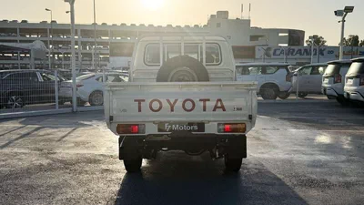 Toyota Land Cruiser Pick Up  Toyota Land Cruiser Pick-Up-18