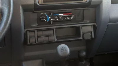 Toyota Land Cruiser Pick Up  Toyota Land Cruiser Pick-Up-6