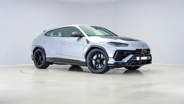 Lamborghini Urus Performante