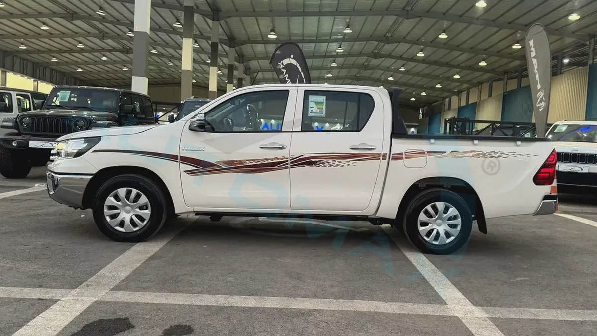 ( For Export ) 2026 Toyota Hilux GLX 2.7L RWD GCC BRAND NEW-18-18