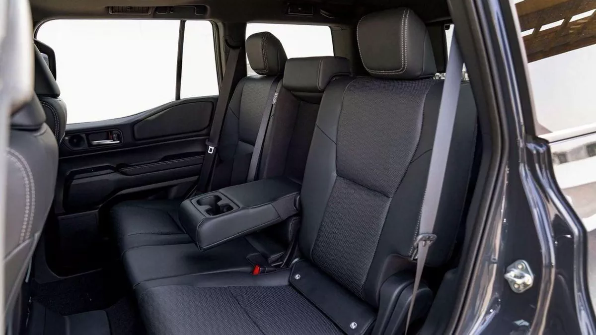 Toyota Prado TXL1 250 WX+ LUXURY 2.8D AT MY2025 - BLACK-10-0