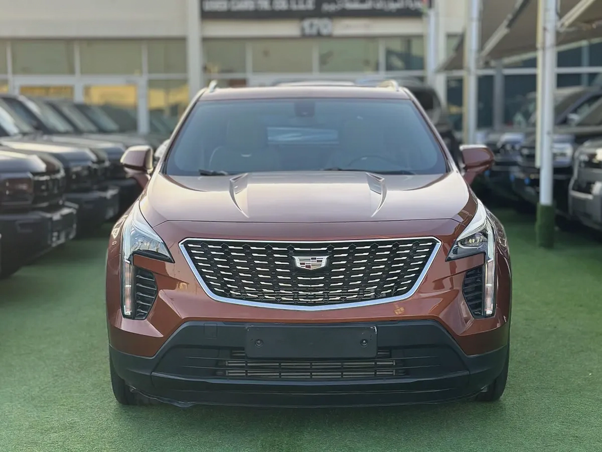 Cadillac XT4 Premium Luxury 2019 GCC Specs Excellent Condition-2-2