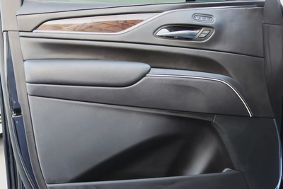 Cadillac Escalade Platinum 2023 600 Full Option-10