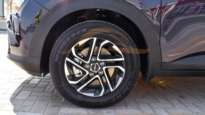 KIA CARENS 1.5L 7-SEATS MODEL 2025 GCC SPECS-17