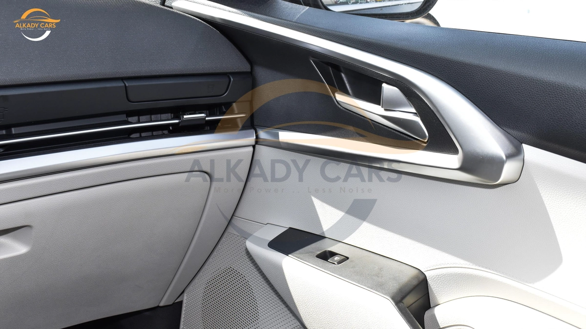 KIA CARENS 1.5L 7-SEATS MODEL 2025 GCC SPECS-15-15