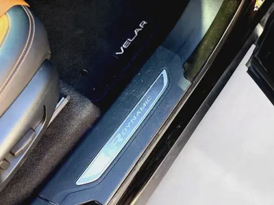 LUXURY R-DYNAMIC SE | RANGE ROVER VELAR P250 | PANORAMIC ROOF | 2.0L TURBO | 2019 GCC-15