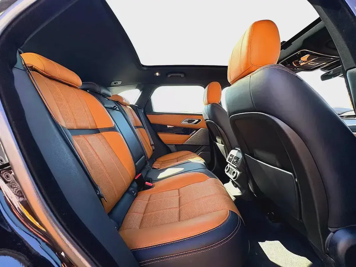 LUXURY R-DYNAMIC SE | RANGE ROVER VELAR P250 | PANORAMIC ROOF | 2.0L TURBO | 2019 GCC-16-16