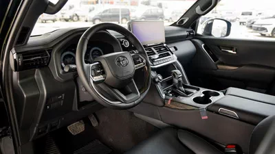 Toyota Land Cruiser VXR 3.5L 2026-18
