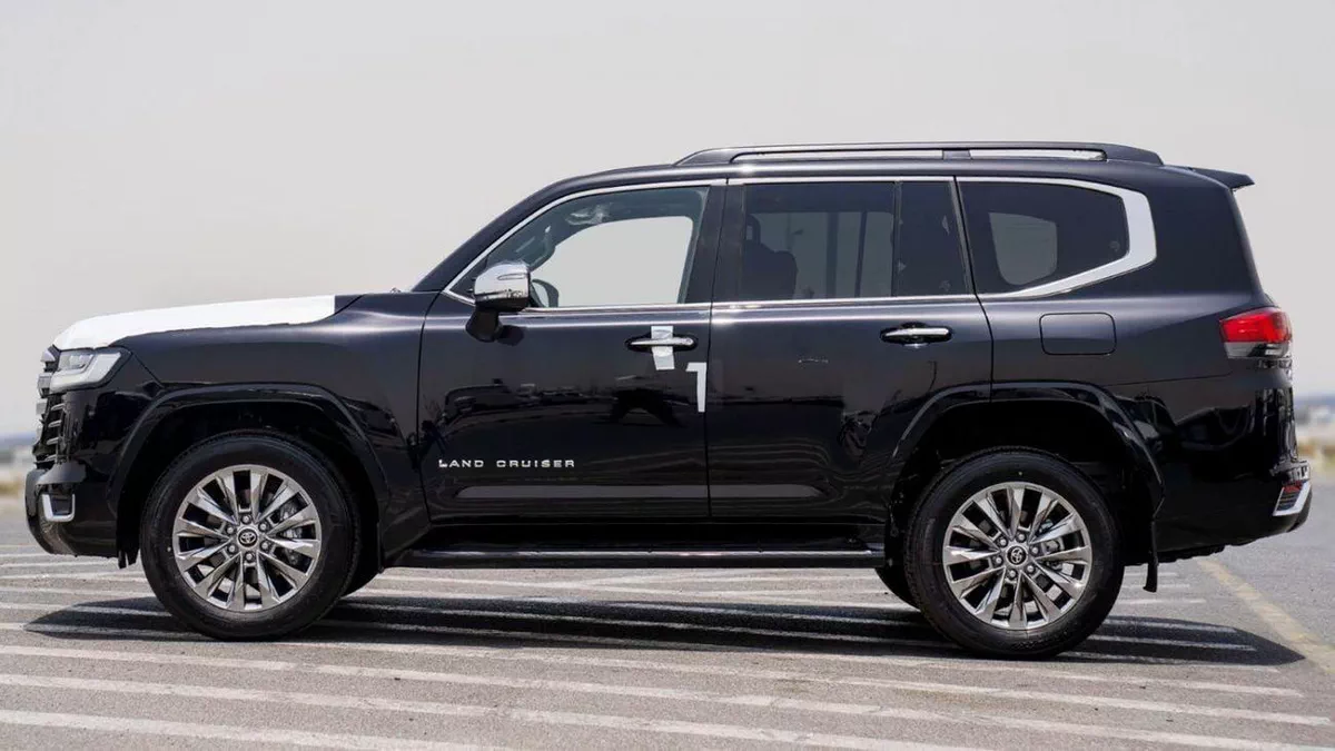 Toyota Land Cruiser VXR 3.5L 2026-7-0