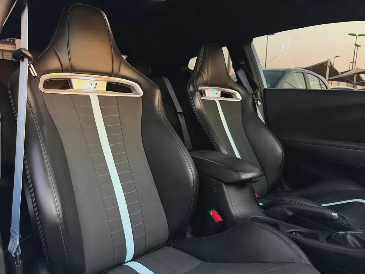 2020 Hyundai Veloster N American Specs-14-14
