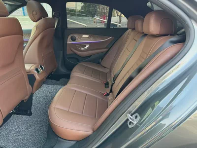 Mercedes-Benz E-Class E 250 2023 | Korean Specs | Immaculate Condition-9