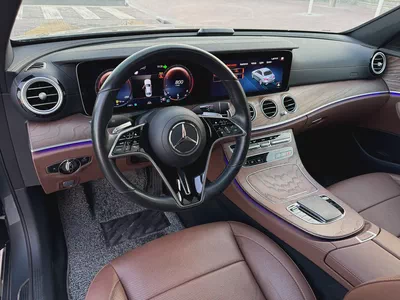 Mercedes-Benz E-Class E 250 2023 | Korean Specs | Immaculate Condition-6