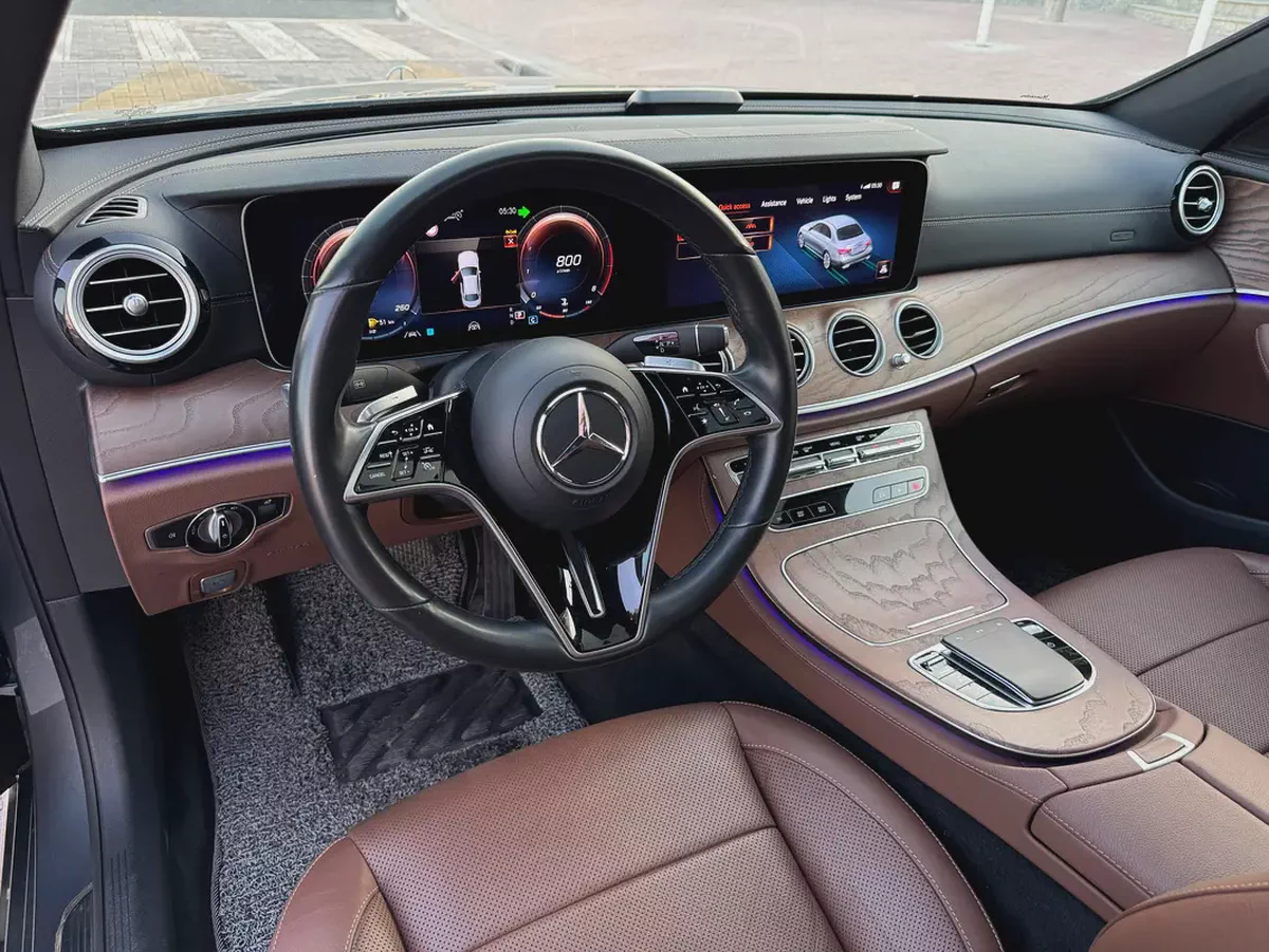 Mercedes-Benz E-Class E 250 2023 | Korean Specs | Immaculate Condition-6-6