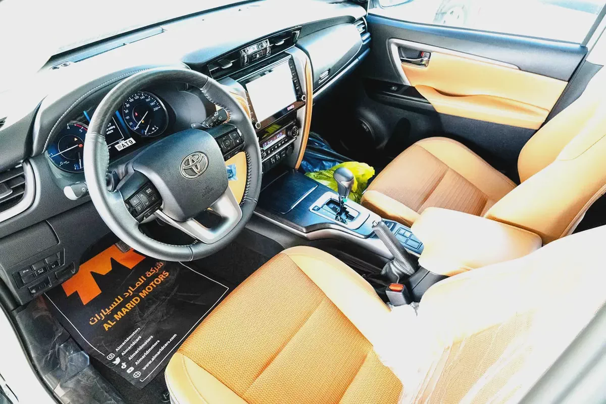 2026 TOYOTA FORTUNER 2.8 SR5 DIESEL V  FOR EXPORT | AED 160,000/--5-5