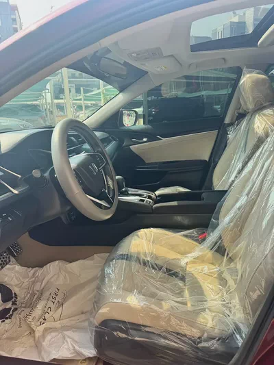 Honda Civic LX 2021 Cash, Zero dp and inhouse financ | GCC Specs | Low Mileage | Excellent Condition-3