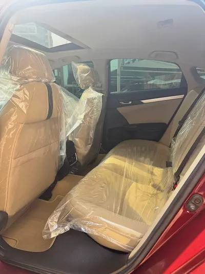 Honda Civic LX 2021 Cash, Zero dp and inhouse financ | GCC Specs | Low Mileage | Excellent Condition-5