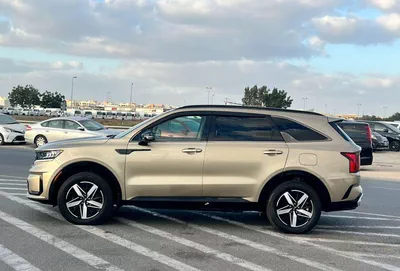 Kia Sorento  2021 KIA SORENTO - 2.5L V4 - Rear Camera & Sensor 4x4 - Leather Seats With Electric - Auto Trunk-3