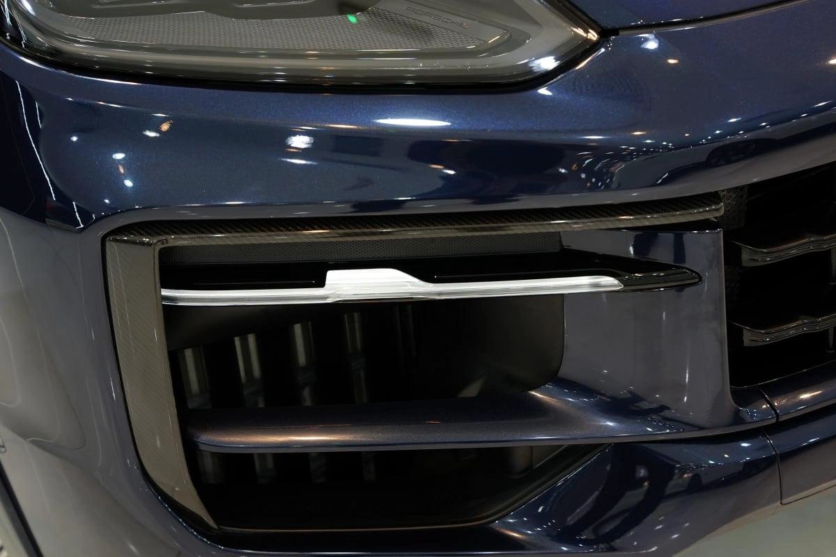 Porsche Cayenne GTS Coupe-9-9