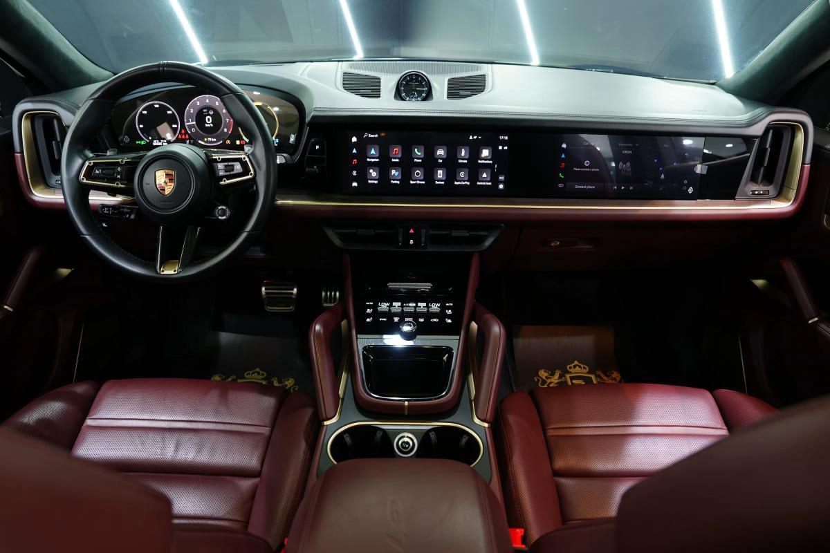 Porsche Cayenne GTS Coupe-4-4