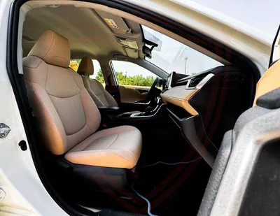 Toyota RAV4 LE HEV Toyota Rav4 Hybrid | 2.5 L | 2019 | GCC | Accident-Free | In Excellent Condition | 1320 P.M-9