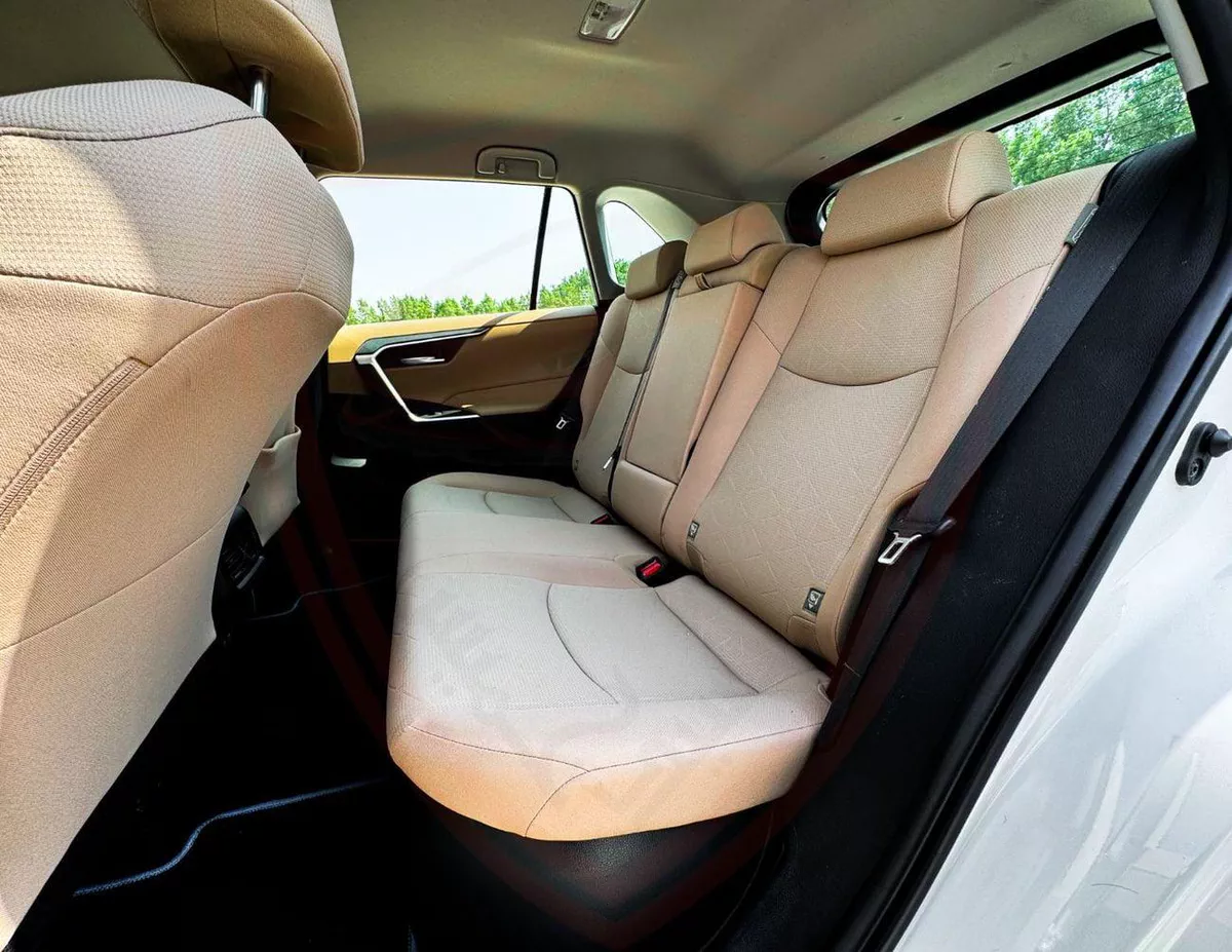 Toyota RAV4 LE HEV Toyota Rav4 Hybrid | 2.5 L | 2019 | GCC | Accident-Free | In Excellent Condition | 1320 P.M-10-0