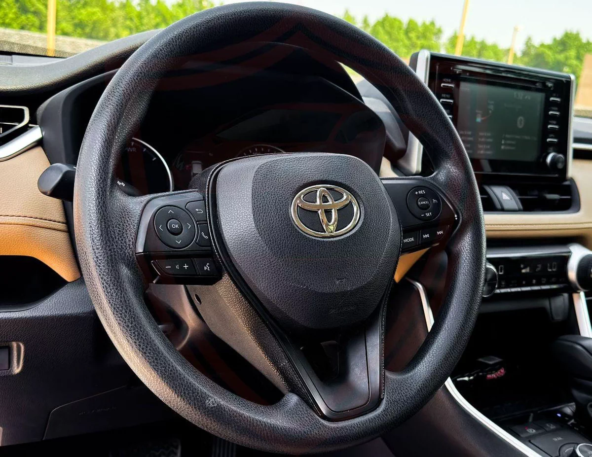 Toyota RAV4 LE HEV Toyota Rav4 Hybrid | 2.5 L | 2019 | GCC | Accident-Free | In Excellent Condition | 1320 P.M-12-0