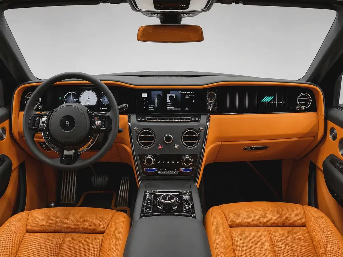 2026 Rolls-Royce Cullinan Silver Badge | European Specs | Brand New Luxury SUV-8-8