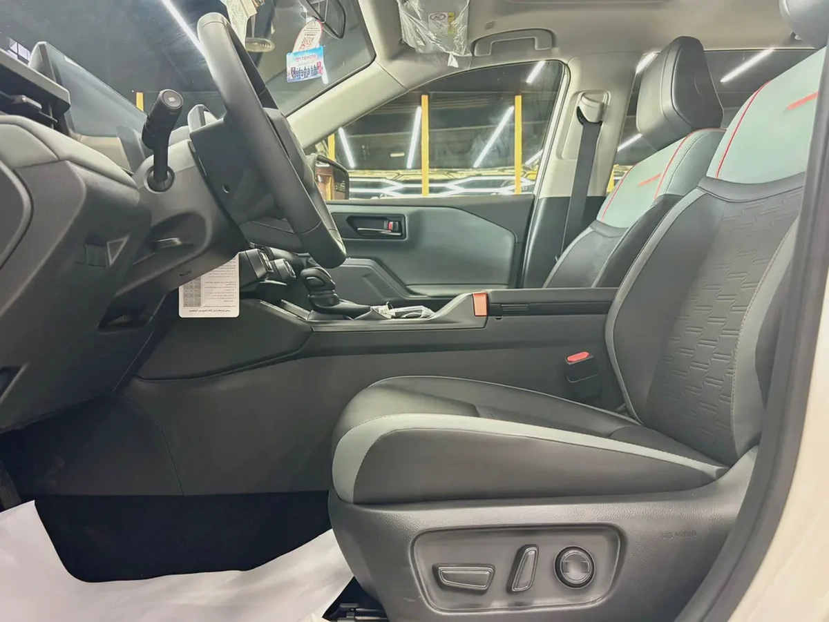 Brand New 2026 Toyota RAV4 Adventure | GCC Specs | Zero KM-10-10