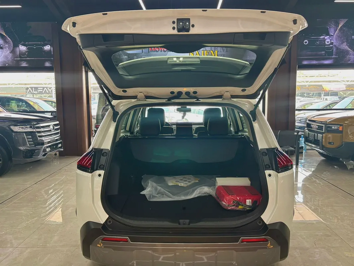Brand New 2026 Toyota RAV4 Adventure | GCC Specs | Zero KM-4-4