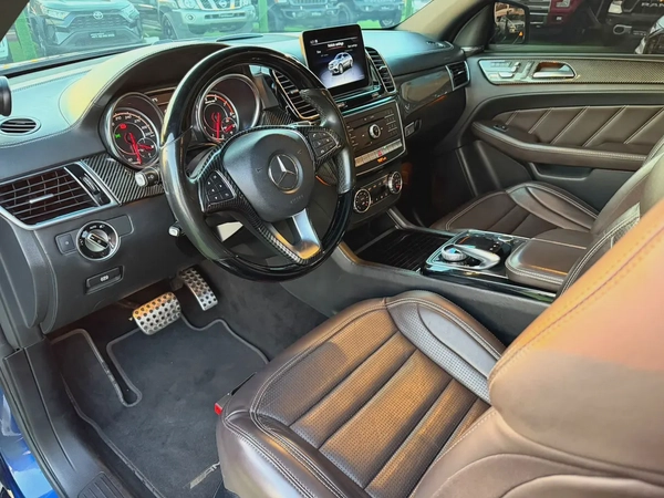(2018) MERCEDES GLE63s //AMG// GCC FULL OPTION -ORIGINAL PAINT-