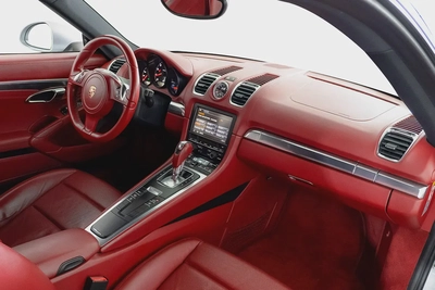 Cash: AED 119,000 | 2014 Porsche Cayman / Full Porsche Service History-10