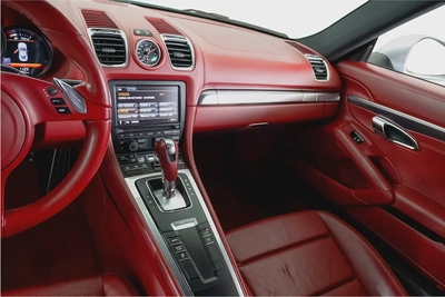 Cash: AED 119,000 | 2014 Porsche Cayman / Full Porsche Service History-8