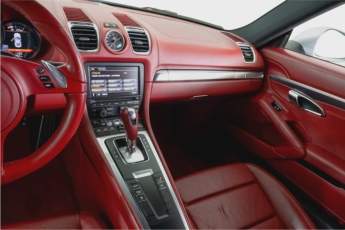 Cash: AED 119,000 | 2014 Porsche Cayman / Full Porsche Service History-8-8