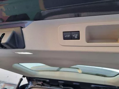 Toyota Land Cruiser VXR Vx 3.3 deisel-11