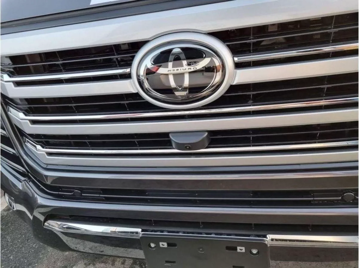 Toyota Land Cruiser VXR Vx 3.3 deisel-3-0