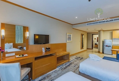 APARTMENT FOR RENT IN SHEIKH ZAYED ROAD Modern fully furnished studio all bills included-4