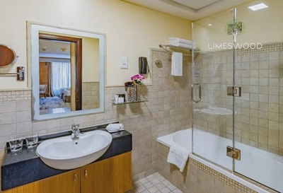 APARTMENT FOR RENT IN SHEIKH ZAYED ROAD Modern fully furnished studio all bills included-8