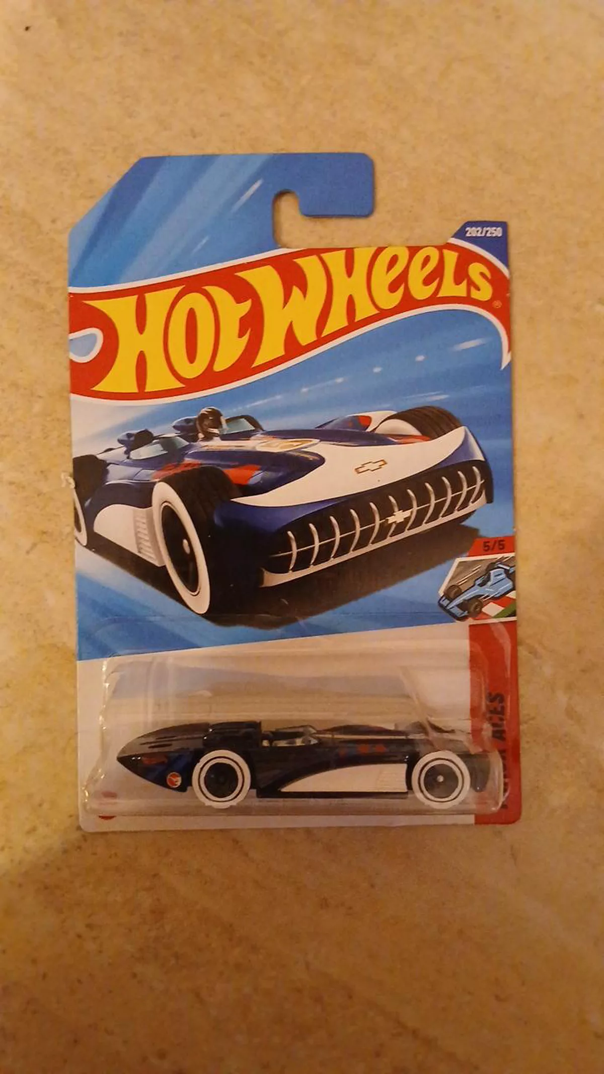 Chevroletor hor wheels,regular treasure hunt