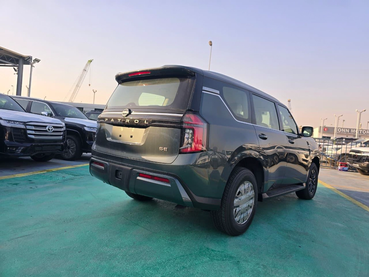NISSAN PATROL SE 3.8L V6 PETROL 2026 | GREEN EXTERIOR-4-4