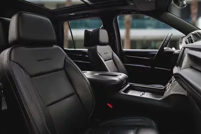 3,330 P.M |  Yukon Denali | 0% Downpayment | IMPECCABLE!-10
