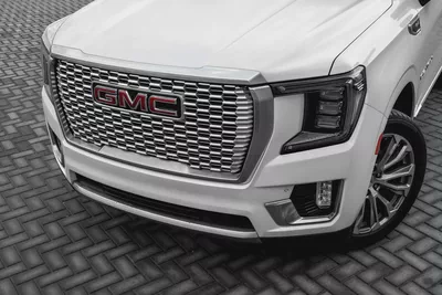 3,330 P.M |  Yukon Denali | 0% Downpayment | IMPECCABLE!-6
