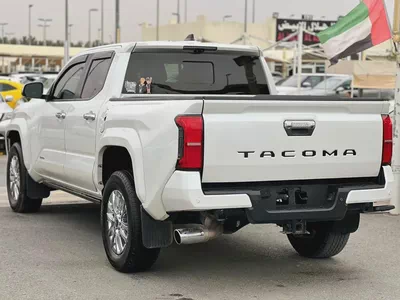 TOYOTA TACOMA MODEL 2024 LIMITED FULL OPTION-4