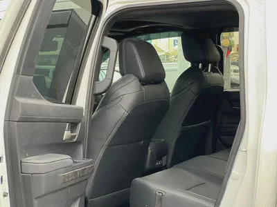 TOYOTA TACOMA MODEL 2024 LIMITED FULL OPTION-7